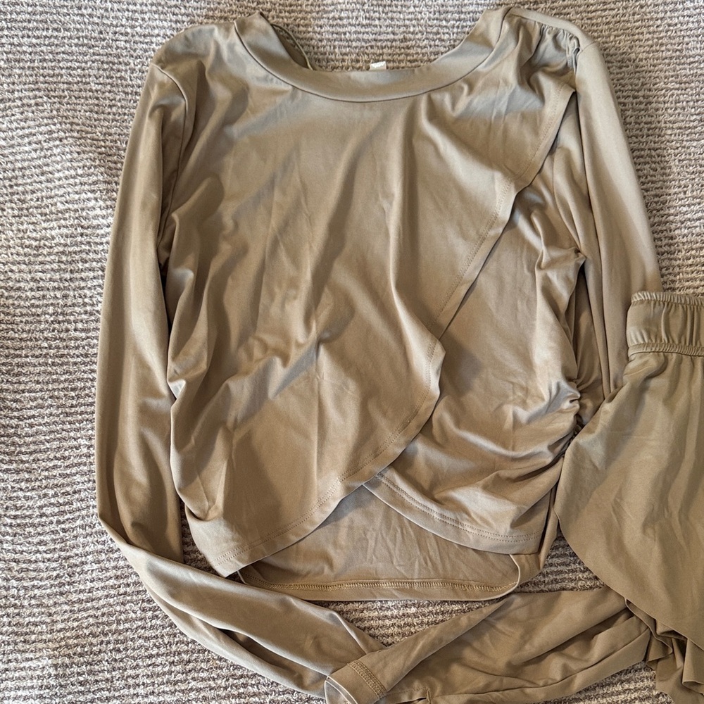 FP Movement Skirt Set - Picture 2 of 11